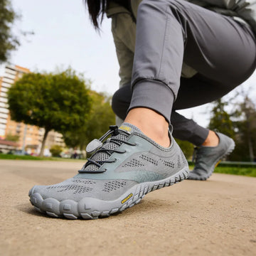 Barefoot vs amortiguación running: qué cambia