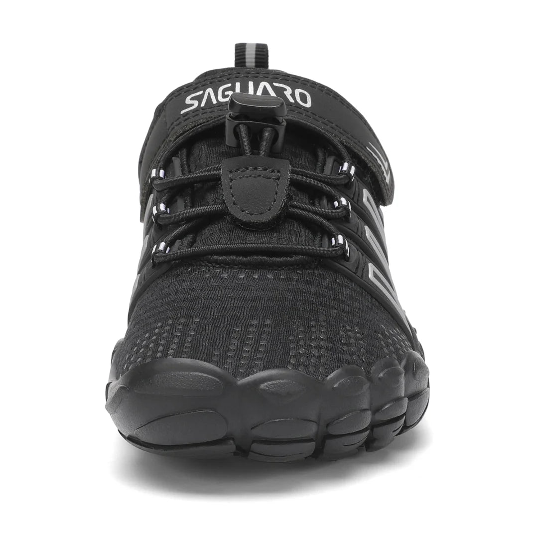 Zapatos ergonómicos escolares con punta ancha para evitar deformidades en los dedos.
