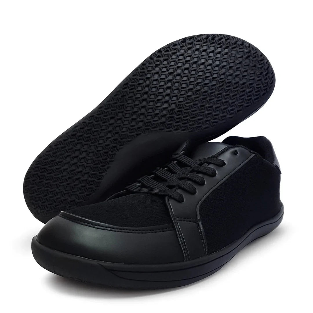 Suela flexible y antideslizante de la zapatilla ZZfaber Bamba I negra